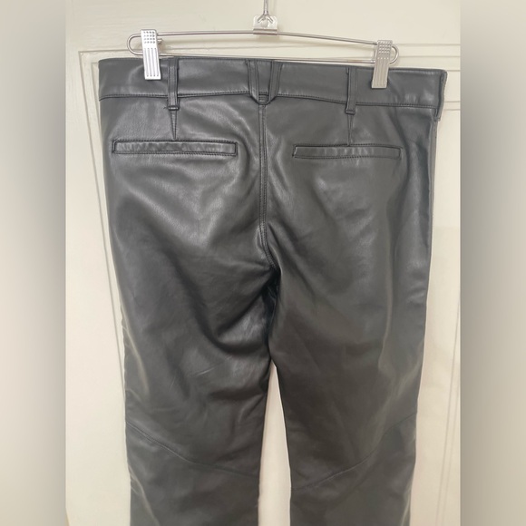 FREE PEOPLE LowRise LOVE LANGUAGE Slim Vegan Leather Pant Size 4 - Picture 8 of 9